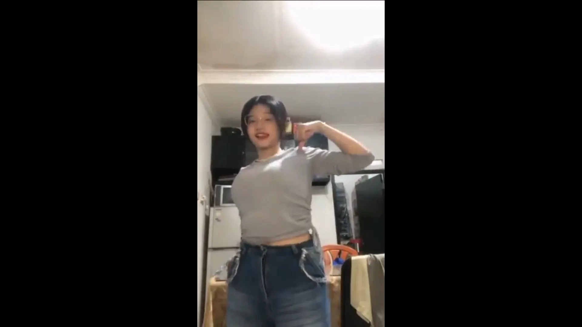 Ewe Ayang Sama Bestinya