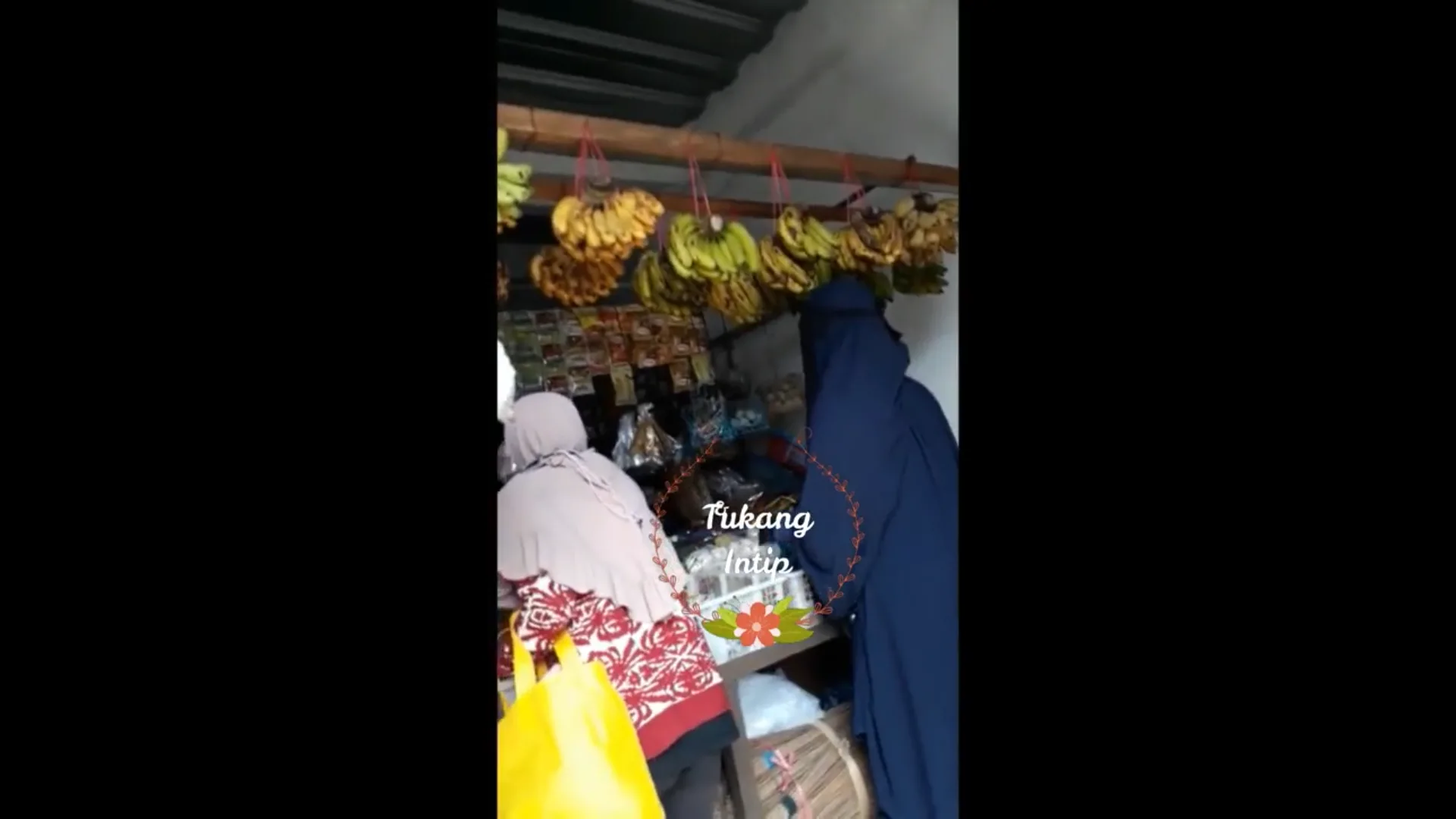 ngintip sempak ukhty bercadar