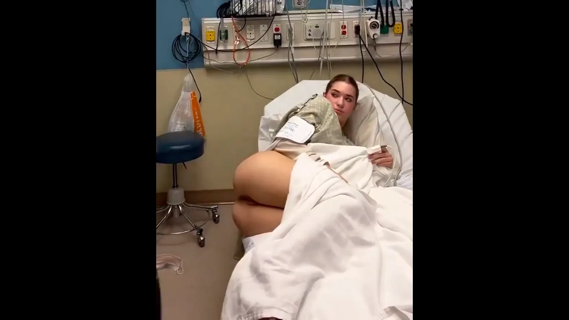 lagi sakit malah di anal