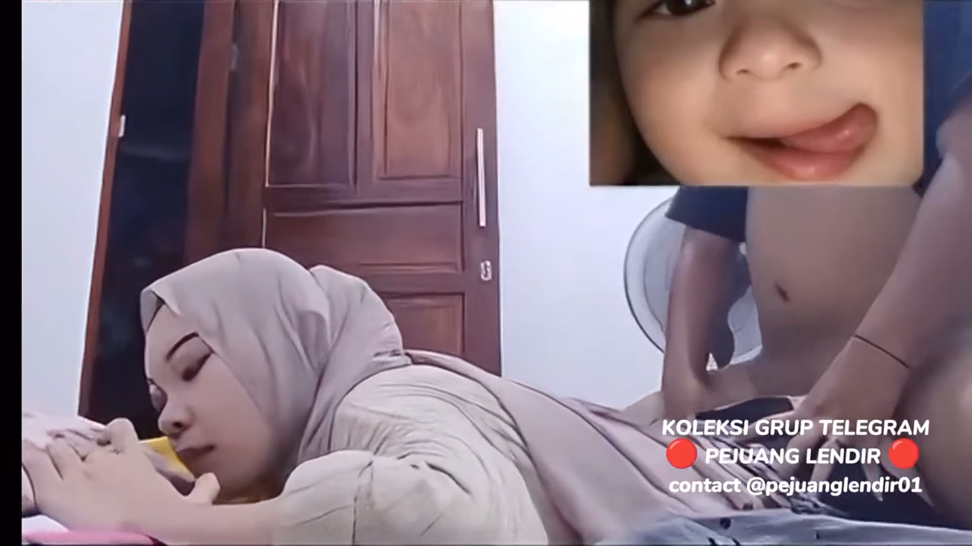 ukhty jilbab cuek ga berasa dientot kontol kecil suami