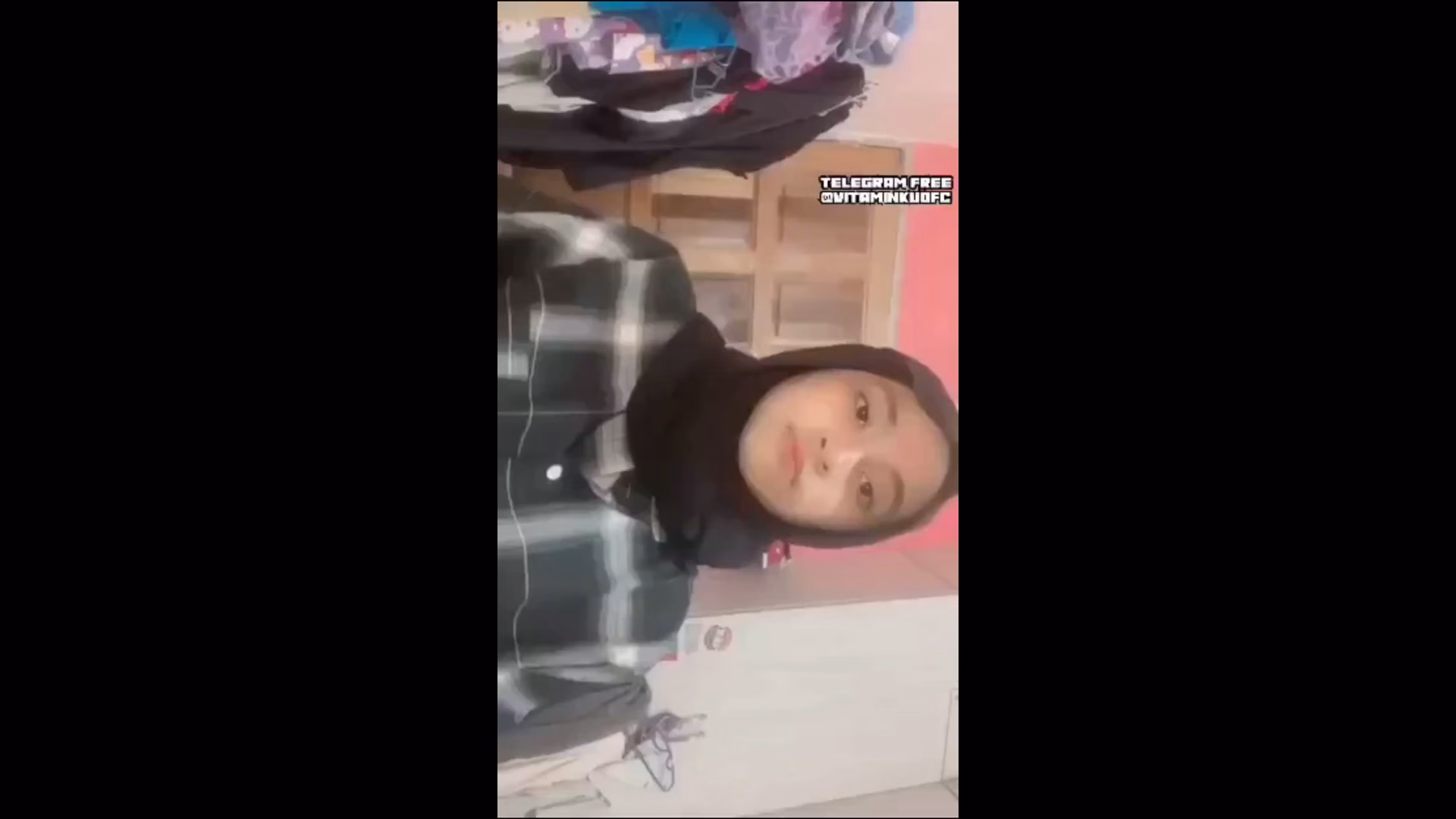 Malay Tudung Budak UITM Bugil Colmek