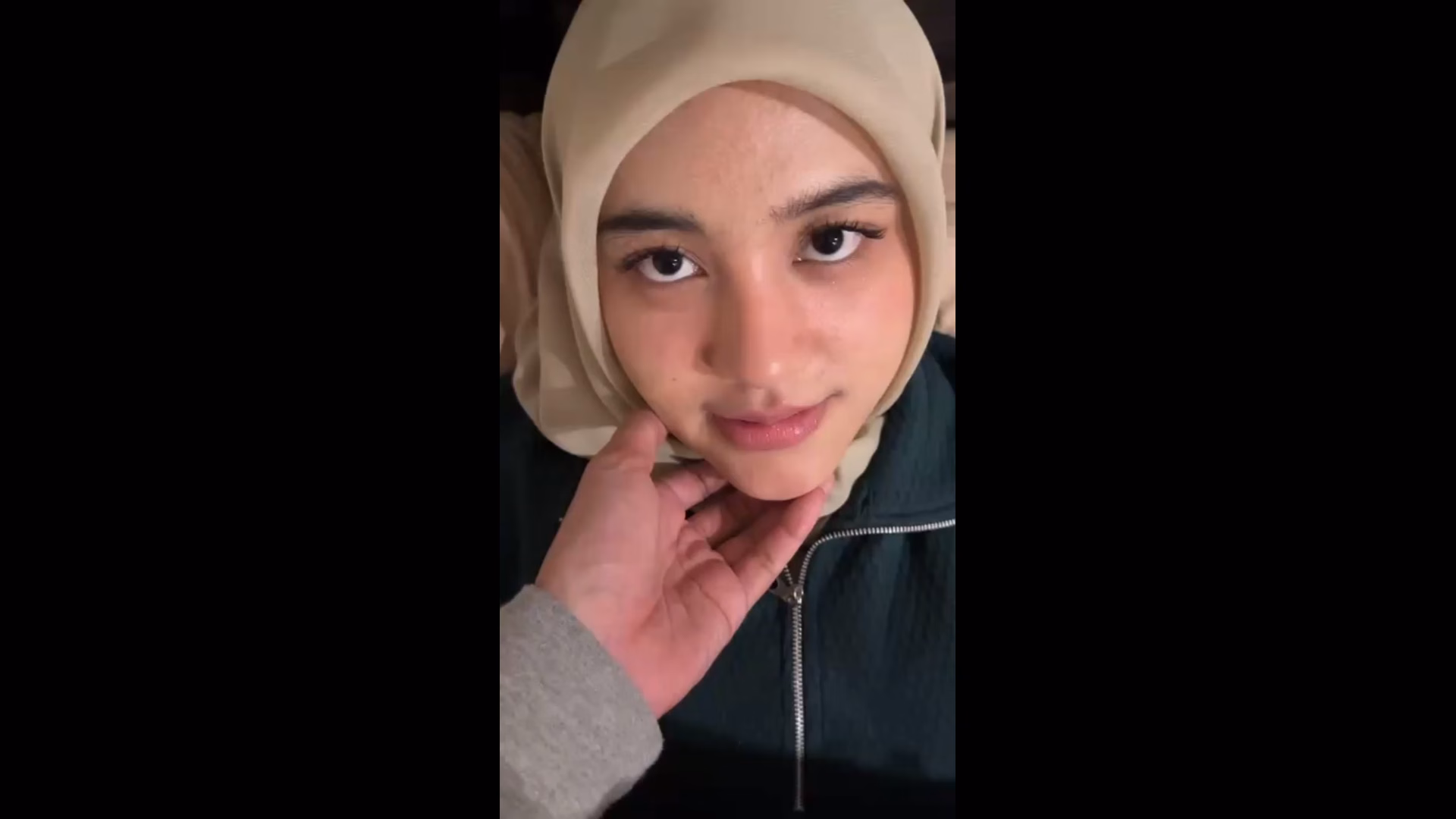 Ukhti Jilbab Cantik Yang Lagi Viral