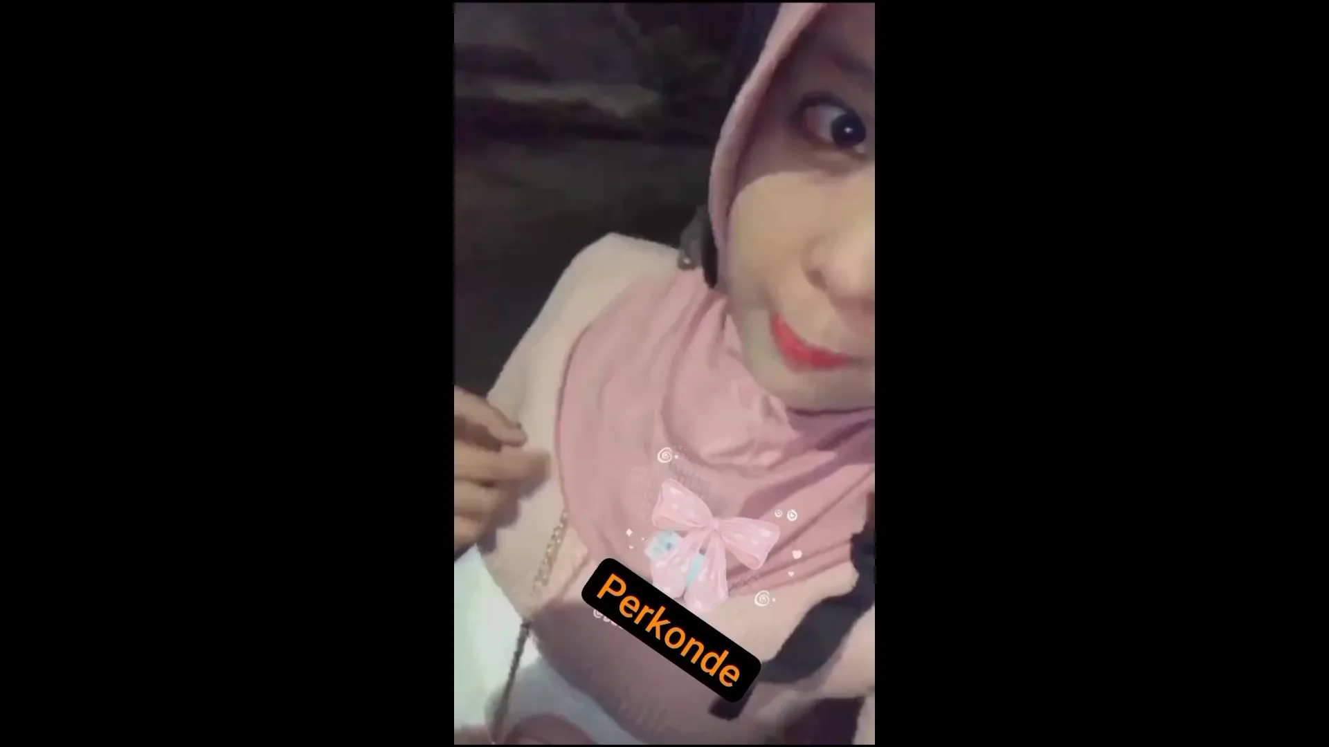 Abg Jilbab Cantik Pamer Toket Di Atas Motor Rare